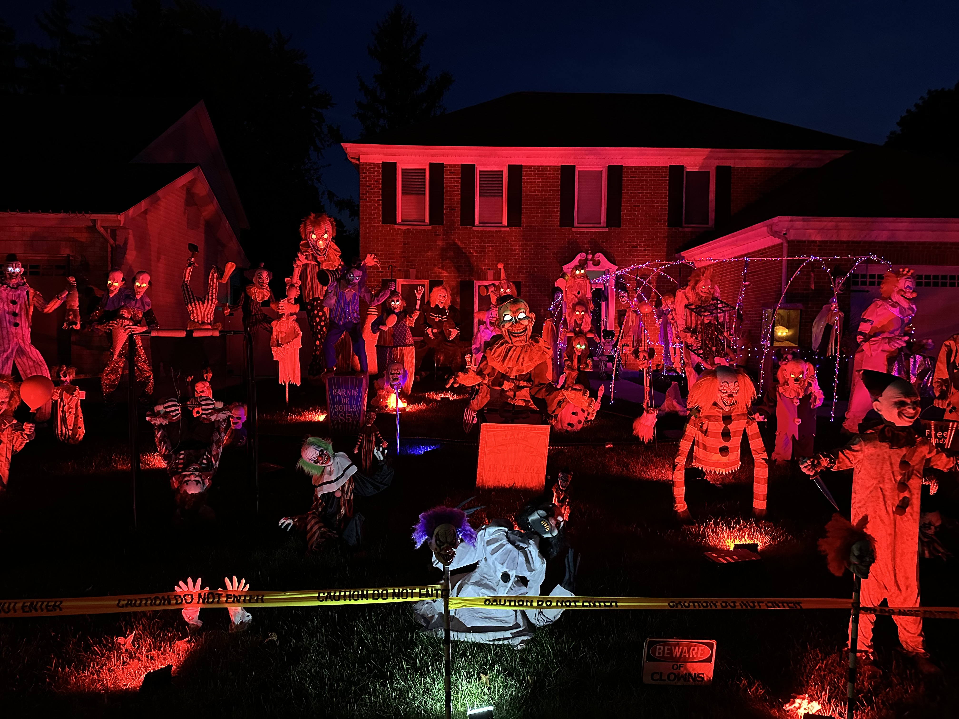 The Clown Show on Woodland