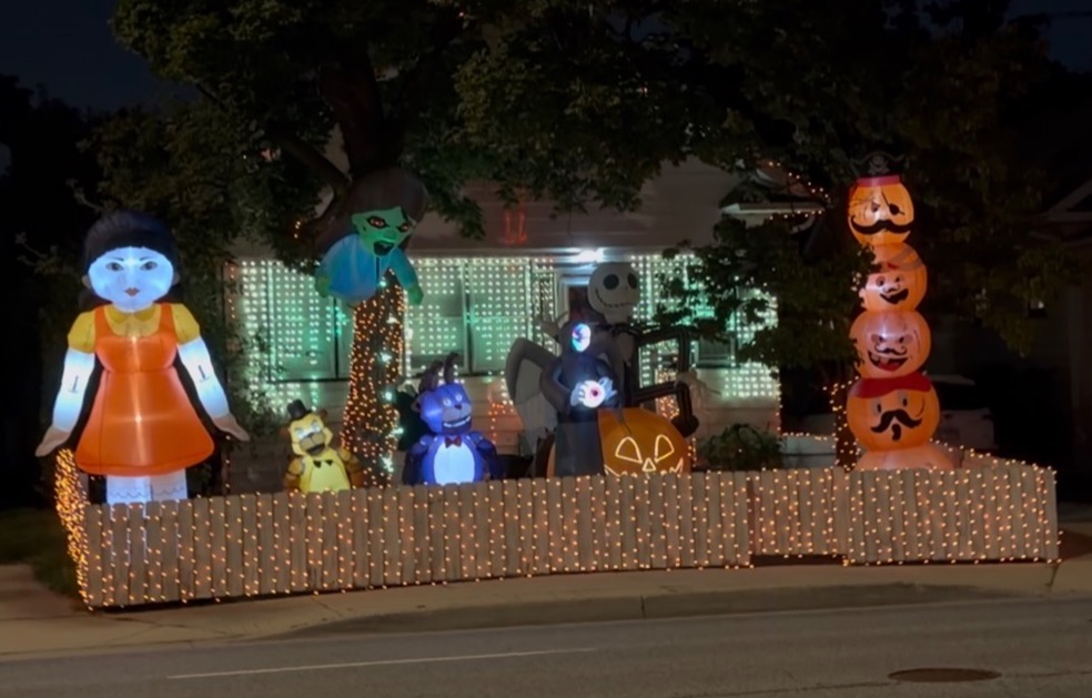 Lights up Halloween