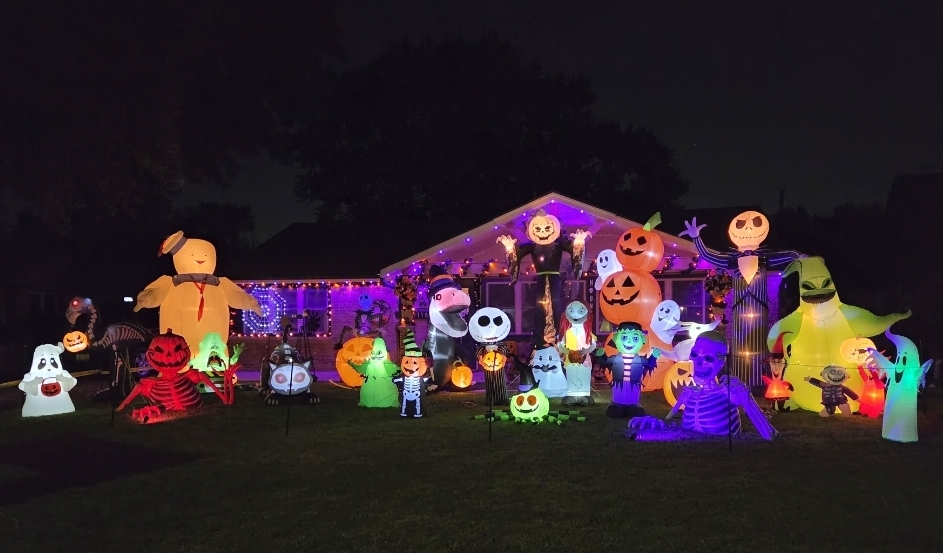 Laura's Halloween Town