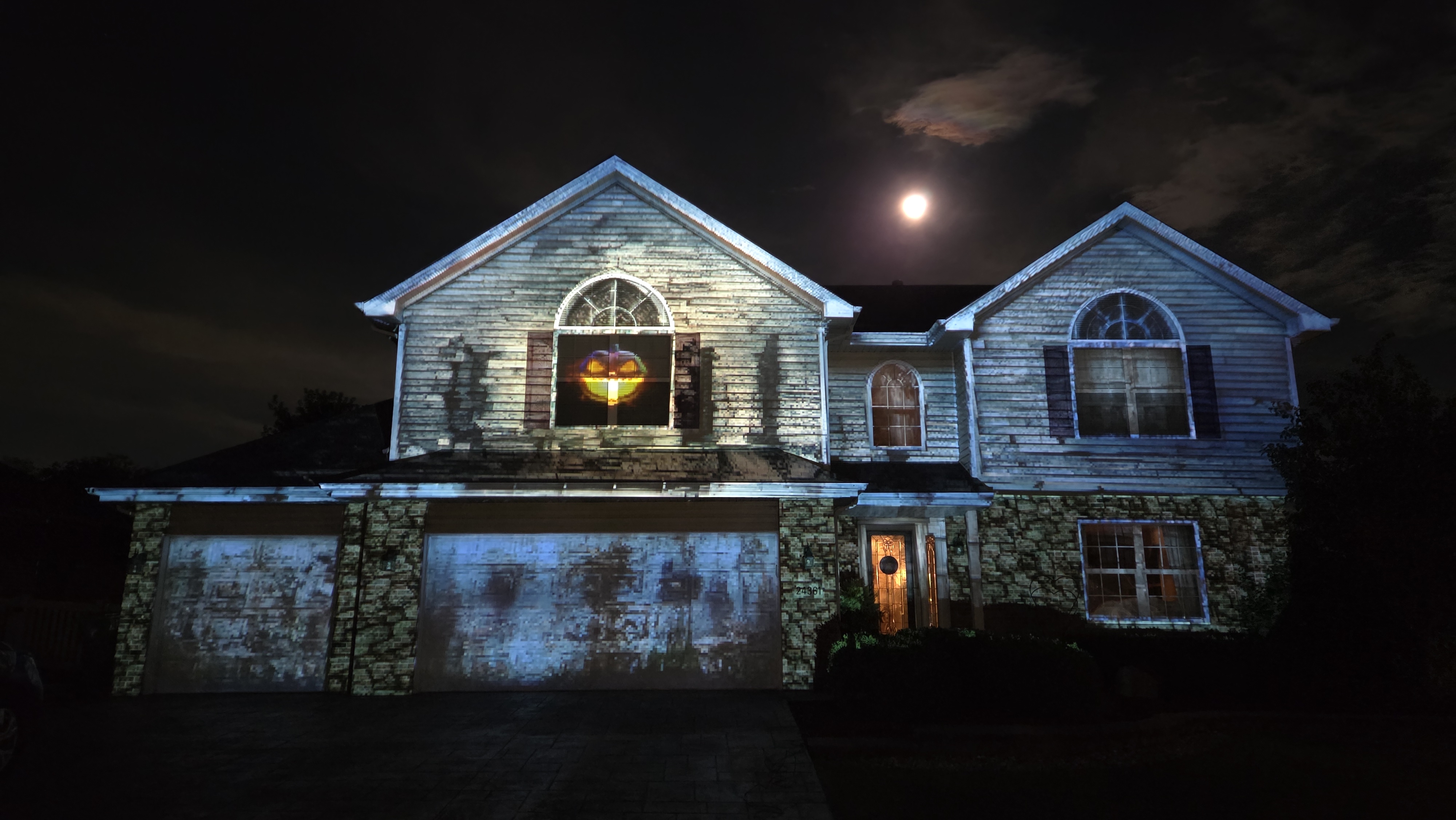 Holiday House Projections